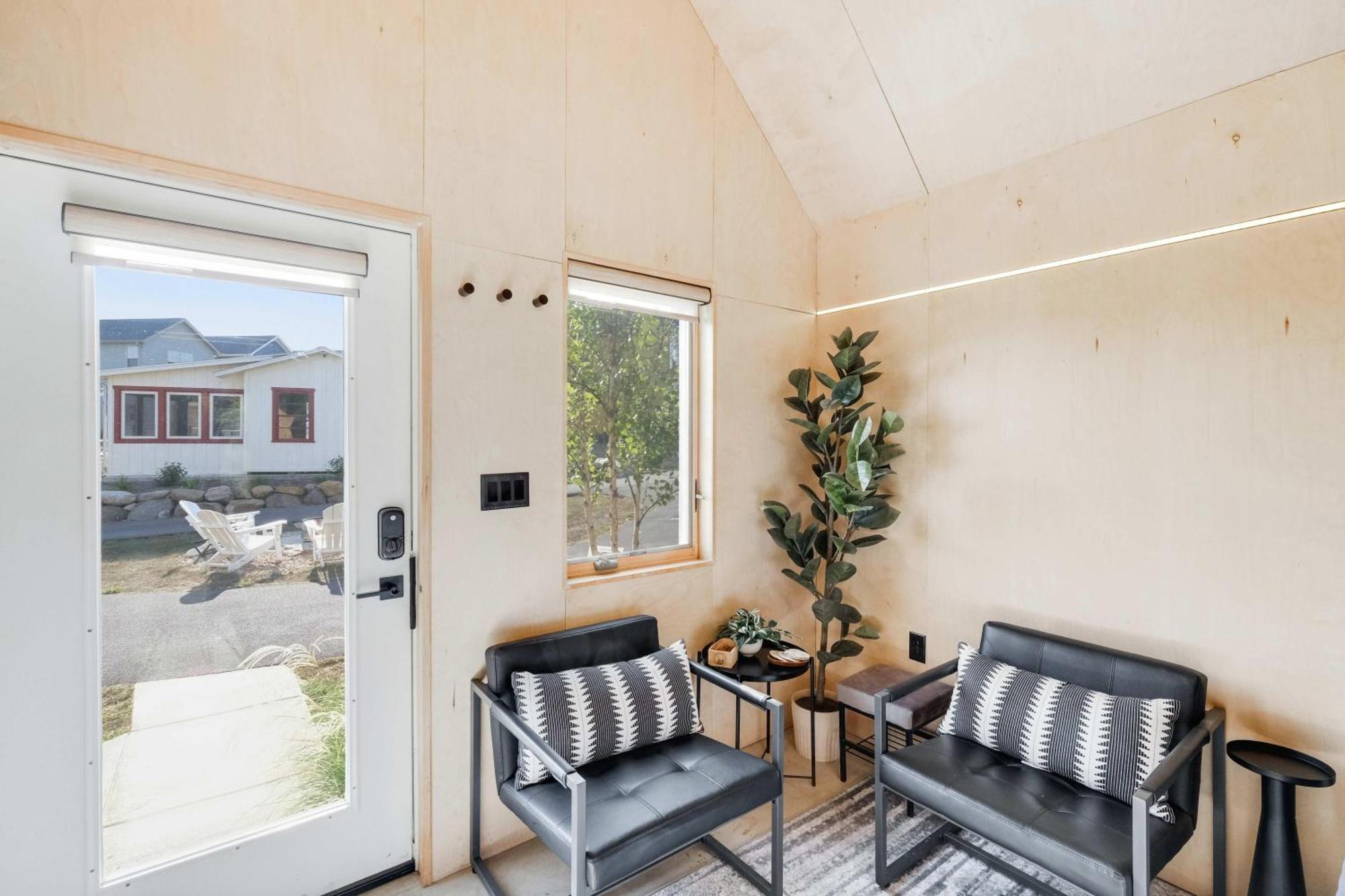Villa Bunkies- The Hold Ottawa Exterior foto